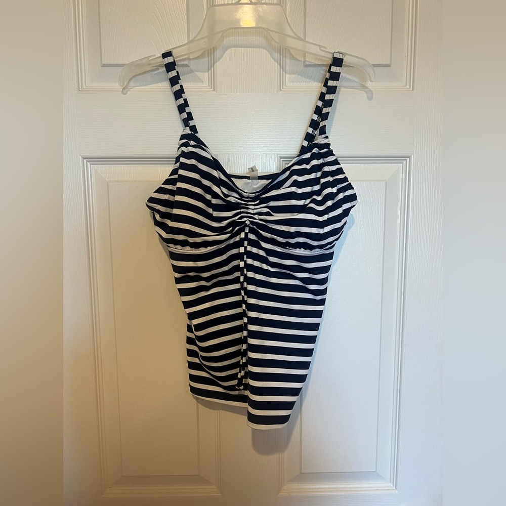Lands End Navy Blue & White Tank Top adjustable Bralette.